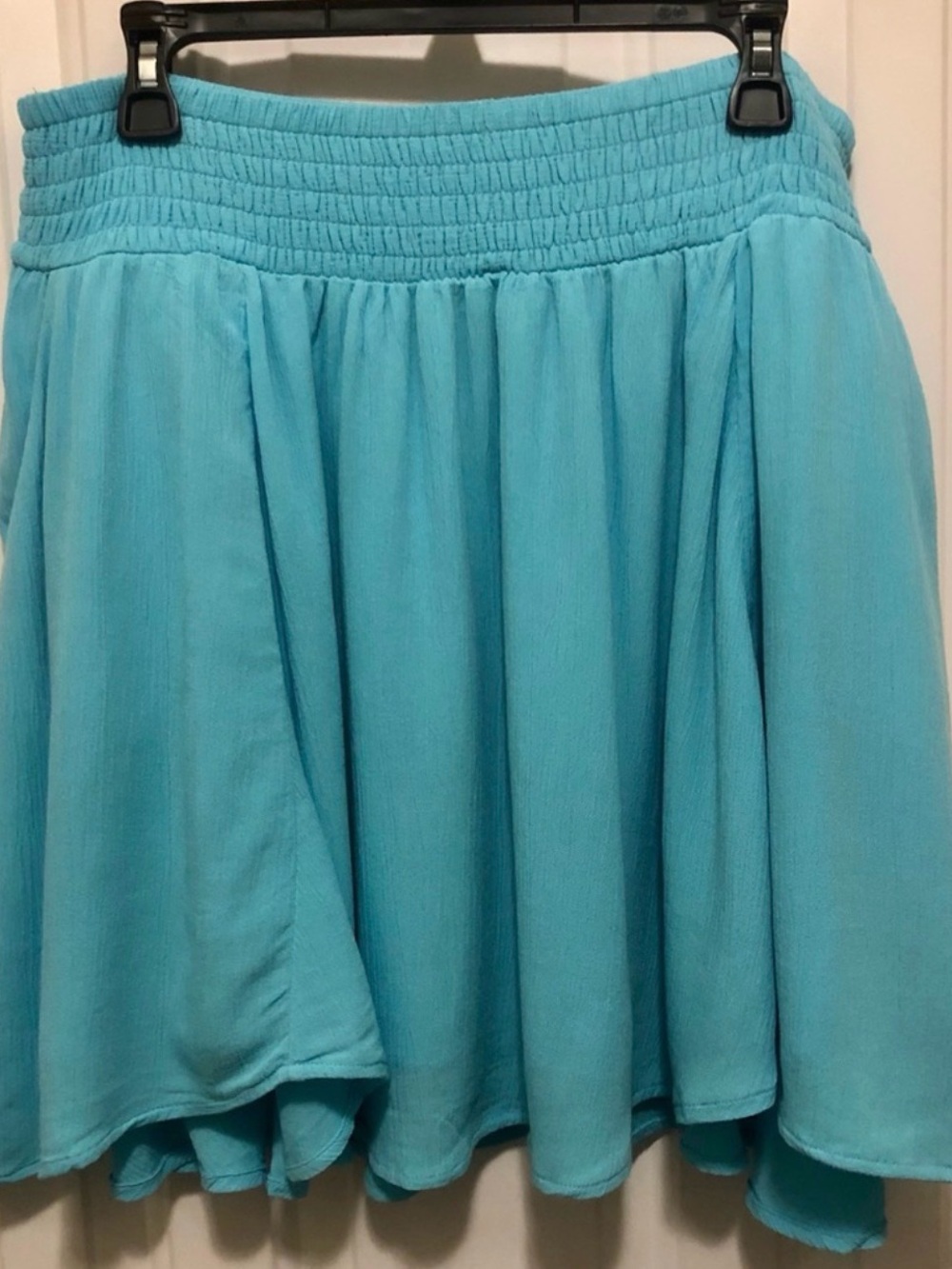 NWT torrid plus size 2 CRINKLE GAUZE MINI
BEACH SKIRT teal blue pockets